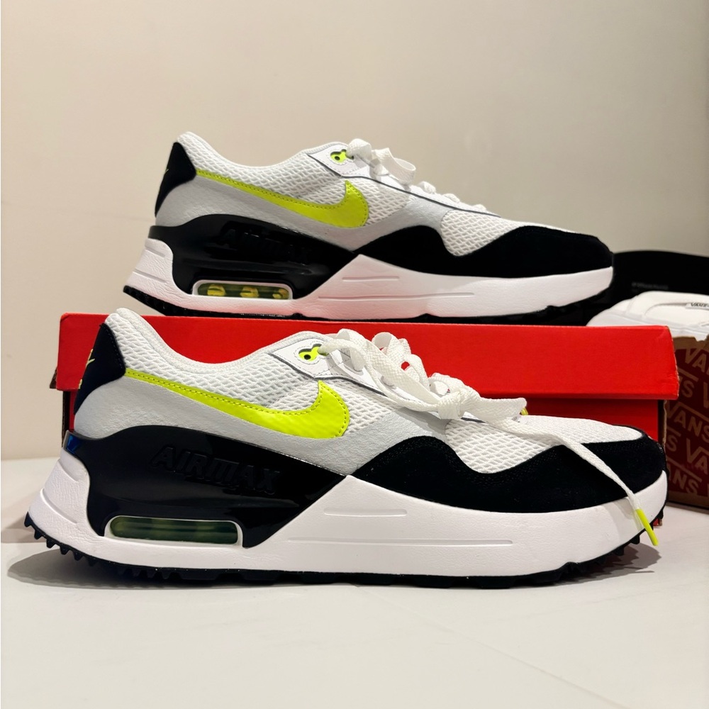 Nike AIR MAX SYSTM White/Black-volt-pure platinum 10.5
